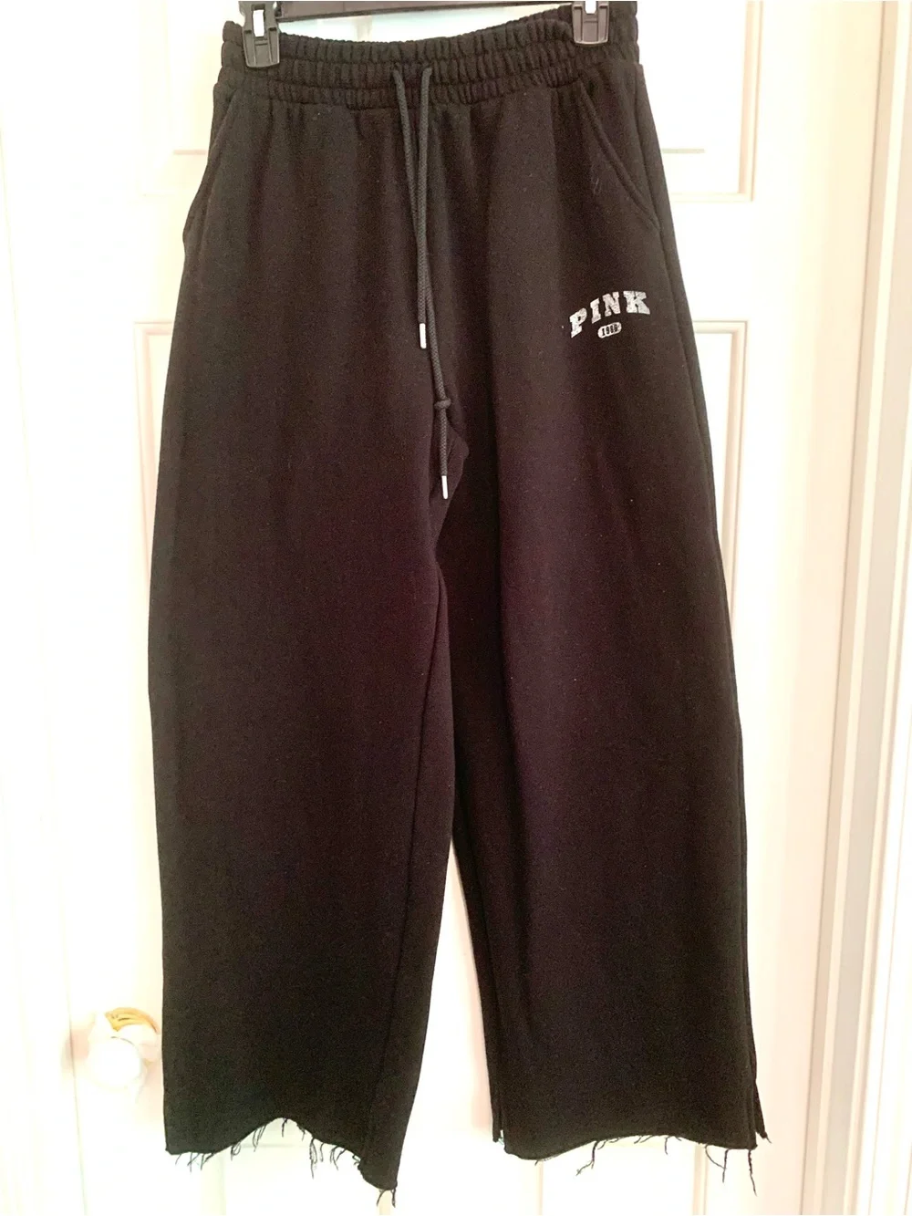 PINK Victoria's Secret Black Oversized Quarter-Zip Pullover & Sweatpants - Picture 3 of 5